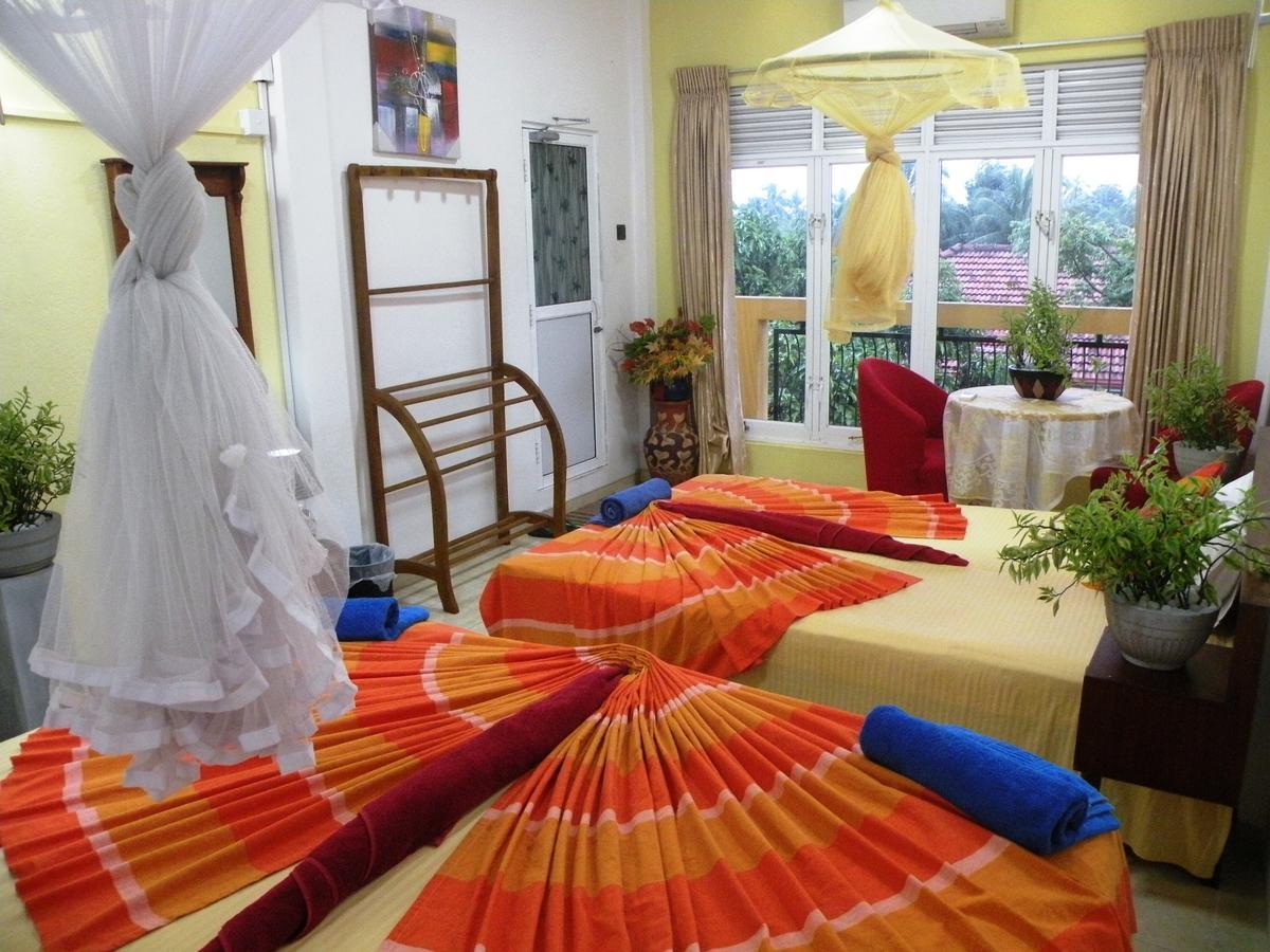 Henderson Airport Residence Негомбо Екстериор снимка